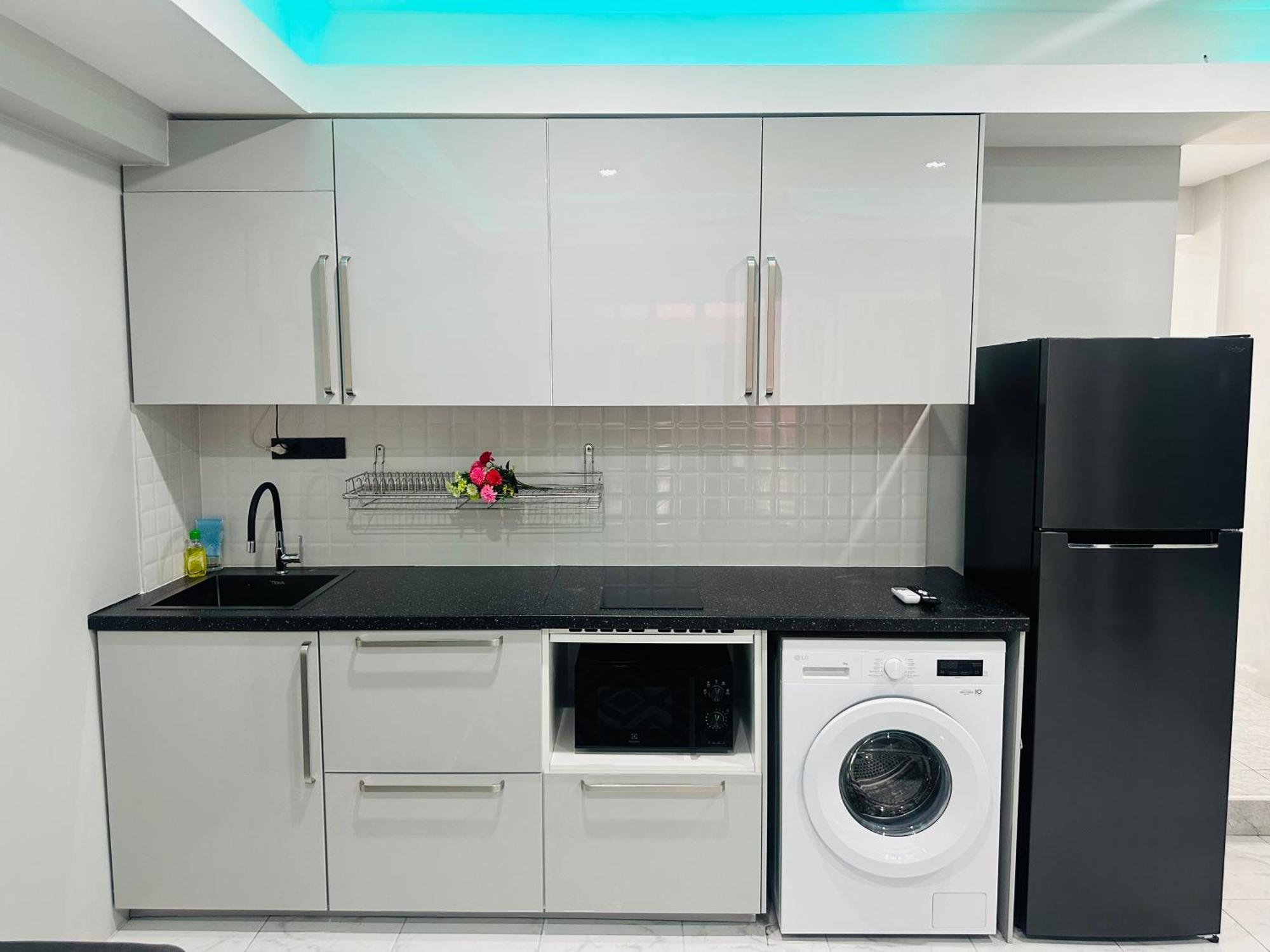 Location Apartments, 2 Bedrooms Lejlighed Patong