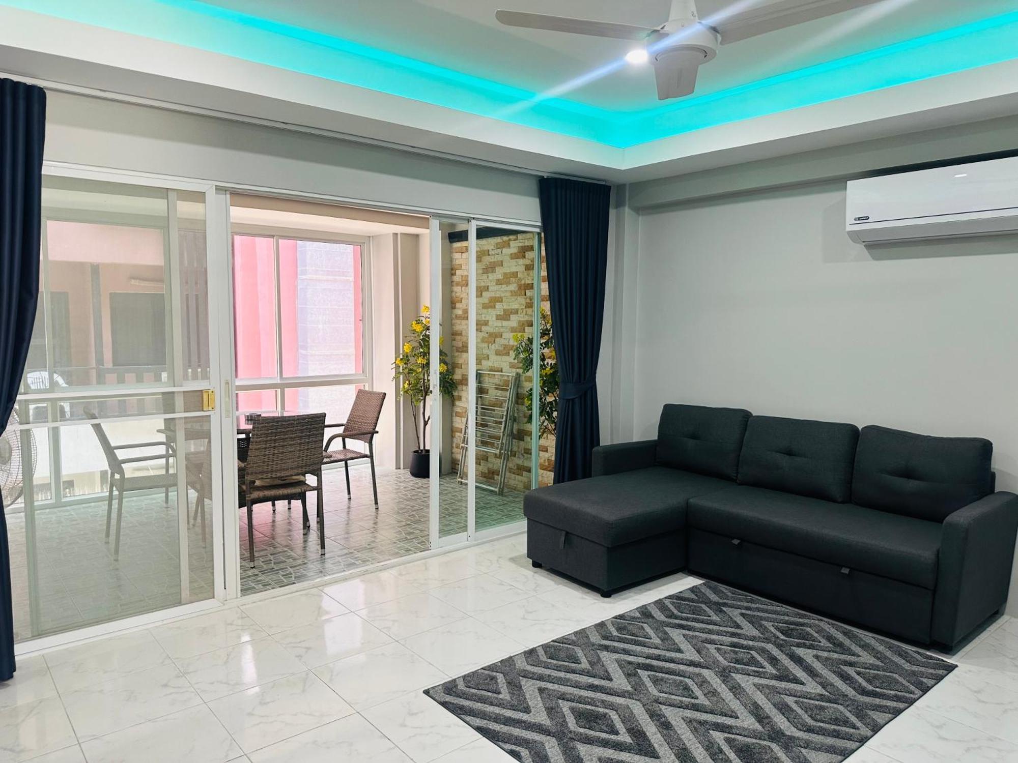 Lejlighed Location Apartments, 2 Bedrooms *